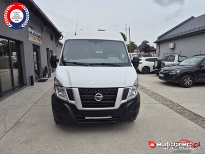 Nissan nv400