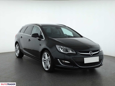 Opel Astra 1.4 138 KM 2013r. (Piaseczno)