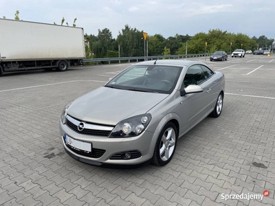 Opel Astra H Twin Top Cosmo 1.8 140PS