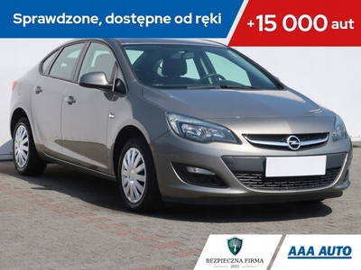 Opel Astra J Sedan 1.4 Turbo ECOTEC 140KM 2017