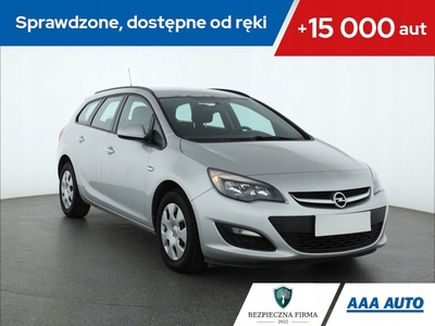 Opel Astra J Sports Tourer Facelifting 1.6 CDTI ecoFLEX 110KM 2015