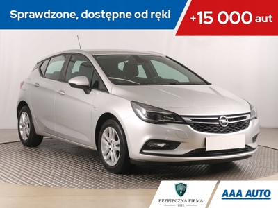 Opel Astra K Hatchback 5d 1.4 Turbo 125KM 2018