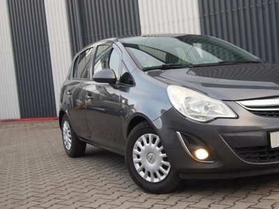 Opel Corsa D Hatchback 1.4 Twinport ECOTEC 100KM 2011