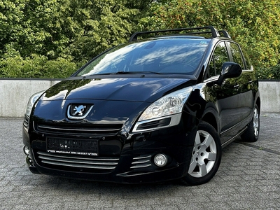 Peugeot 5008 I 2012