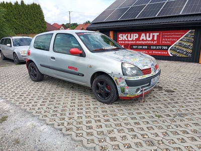 Renault Clio II Hatchback 1.2 i 16V 75KM 2002