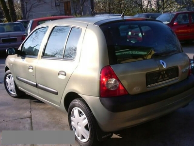 Renault Clio II Hatchback 1.2 i 16V 75KM 2003