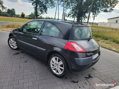 Renault Megane 2 1,4 benzyna