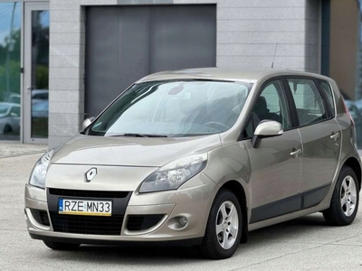 Renault Scenic III Van 1.6 16v 110KM 2009