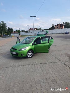 Sprzedam mazda 2