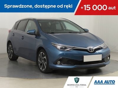 Toyota Auris II Hatchback 5d Facelifting 1.6 Valvematic 132KM 2016