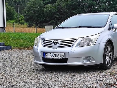 Toyota Avensis 2011 rok 2.2 diesel