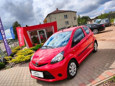 Toyota Aygo I Hatchback 5d Facelifting 1.0 VVT-i 68KM 2012