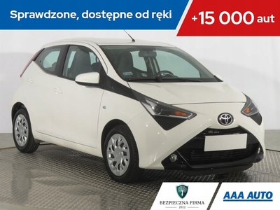 Toyota Aygo II Hatchback 3d Facelifting 1.0 VVT-i 72KM 2020