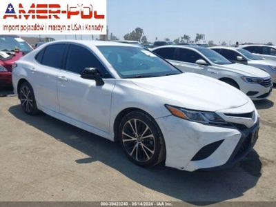 Toyota Camry IX 2019