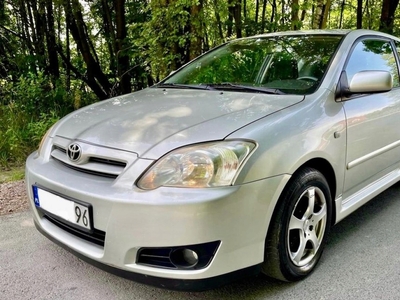 Toyota Corolla IX (E12) Sedan 1.6 i 16V 110KM 2004