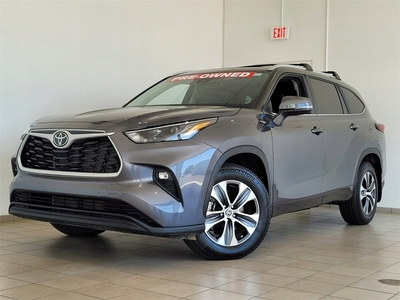 Toyota Highlander III 2023