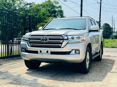 Toyota Land Cruiser VI 2016