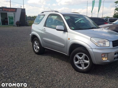 Toyota RAV4 II 2.0 i 16V 150KM 2000