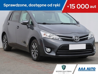 Toyota Verso Minivan Facelifting 1.6 D-4D 112KM 2014