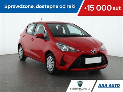 Toyota Yaris III Hatchback 5d Facelifting 1.0 VVT-i 69KM 2017