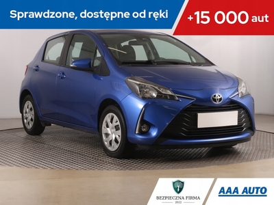 Toyota Yaris III Hatchback 5d Facelifting 2017 1.5 Dual VVT-iE 111KM 2017