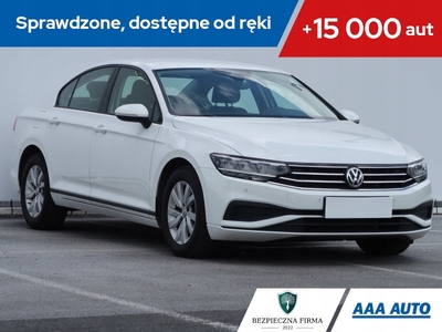 Volkswagen Passat B8 Limousine Facelifting 2.0 TDI SCR 150KM 2020