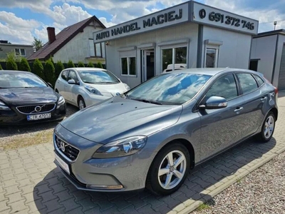 Volvo V40 II Cross Country D2 115KM 2015