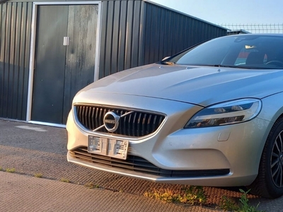 Volvo V40 II Hatchback Facelifting 2.0 D2 120KM 2019