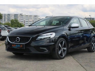 Volvo V40 II Hatchback Facelifting 2.0 T3 152KM 2019