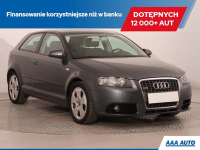 Audi A3 8P Hatchback 3d 1.6 FSI 115KM 2006