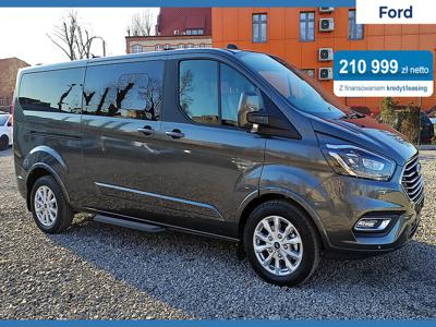 Ford Tourneo Custom 2023