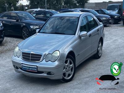 Mercedes Klasa C W203 Sedan W203 2.1 (C 200 CDI) 122KM 2004