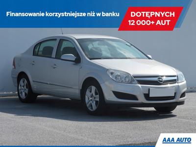 Opel Astra H Sedan 1.6 ECOTEC 115KM 2009