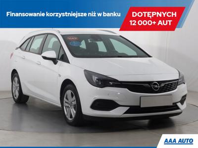 Opel Astra K Sportstourer Facelifting 1.2 Turbo 145KM 2020