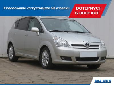 Toyota Corolla Verso E120 2.2 D-4D 136KM 2007