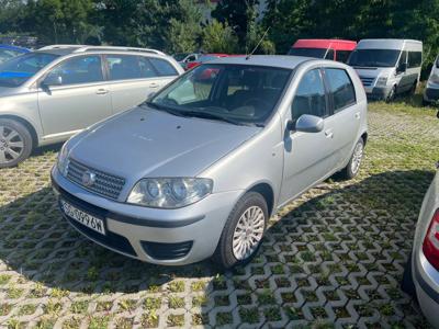 Używane Fiat Punto - 5 000 PLN, 305 800 km, 2010