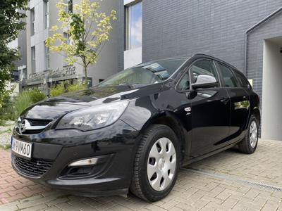 Używane Opel Astra - 34 900 PLN, 62 000 km, 2013