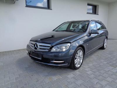 Używane Mercedes-Benz Klasa C - 19 900 PLN, 265 000 km, 2010