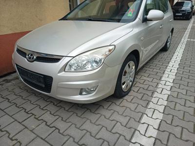 Używane Hyundai I30 - 9 999 PLN, 215 000 km, 2008