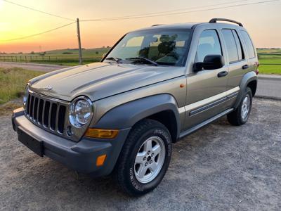 Używane Jeep Cherokee - 17 900 PLN, 173 620 km, 2005