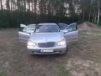 Używane Mercedes-Benz Klasa C - 7 000 PLN, 202 000 km, 2000