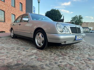 Używane Mercedes-Benz Klasa E - 49 900 PLN, 88 100 km, 1999