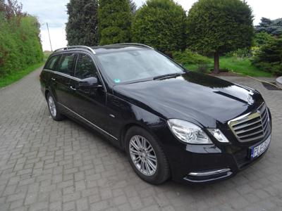 Używane Mercedes-Benz Klasa E - 79 000 PLN, 64 043 km, 2011