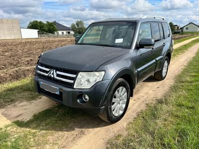 Używane Mitsubishi Pajero - 26 000 PLN, 234 085 km, 2007