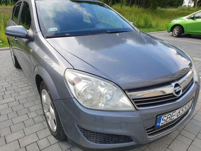 Używane Opel Astra - 12 400 PLN, 165 770 km, 2007