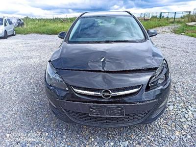 Używane Opel Astra - 14 900 PLN, 126 000 km, 2015
