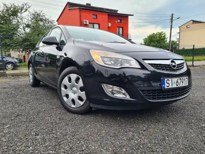 Używane Opel Astra - 27 700 PLN, 181 000 km, 2012