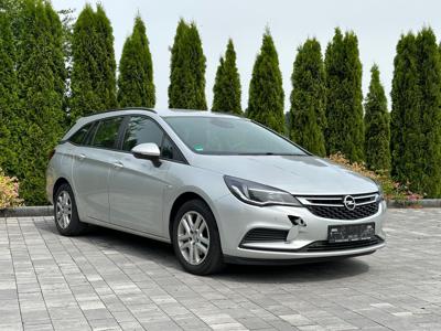 Używane Opel Astra - 33 000 PLN, 123 000 km, 2019
