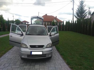 Używane Opel Astra - 5 000 PLN, 232 333 km, 2002