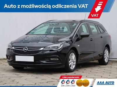 Używane Opel Astra - 50 000 PLN, 115 554 km, 2018